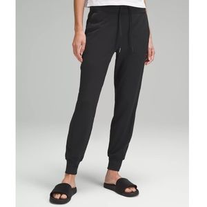 Lululemon Ready To Rulu Joggers Full Length Pants Black size 6 28 inch